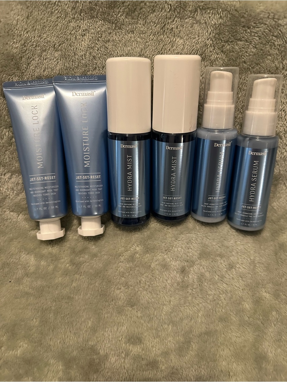 Dermasil Hydra Skincare Set - Blue Bottles
